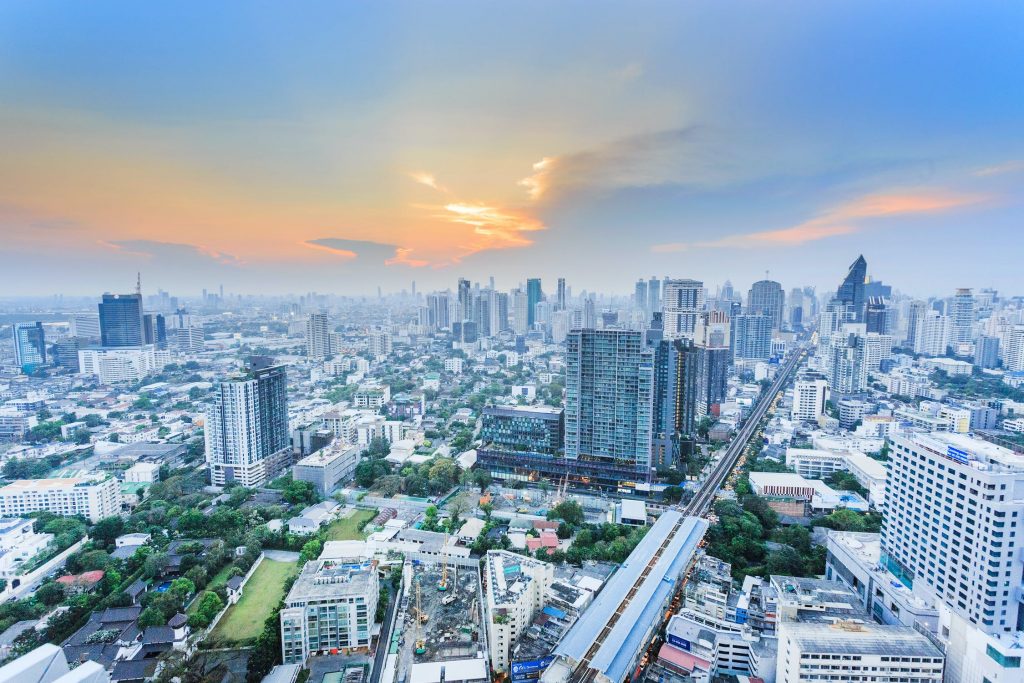Tiền gửi vào ngân hàng giảm mạnh vậy dòng tiền đang đổ về đâu?
